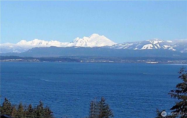 1681 S East Camano Drive, Camano Island, WA 98282