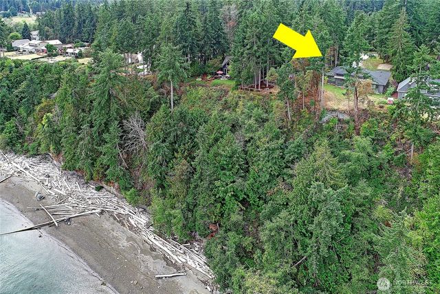 1681 S East Camano Drive, Camano Island, WA 98282