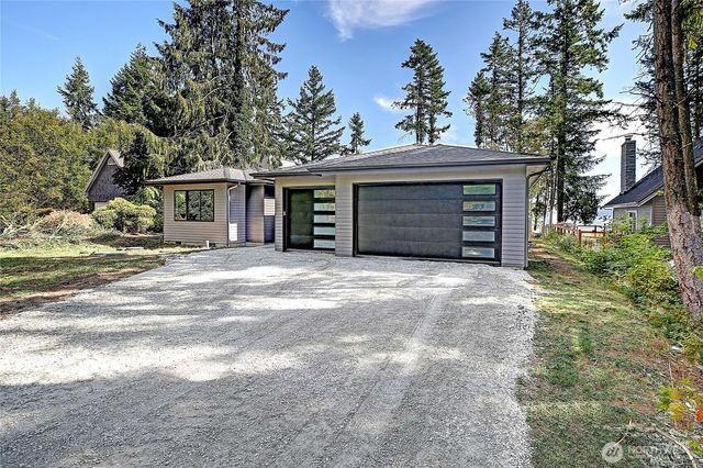1681 S East Camano Drive, Camano Island, WA 98282
