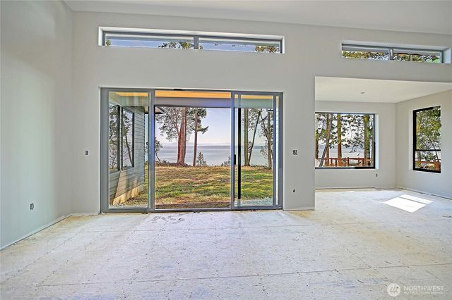 1681 S East Camano Drive, Camano Island, WA 98282