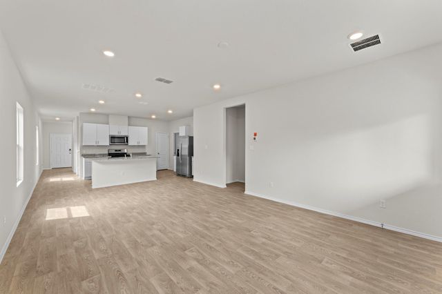 426 GALLAHER BND, Maxwell, TX 78656