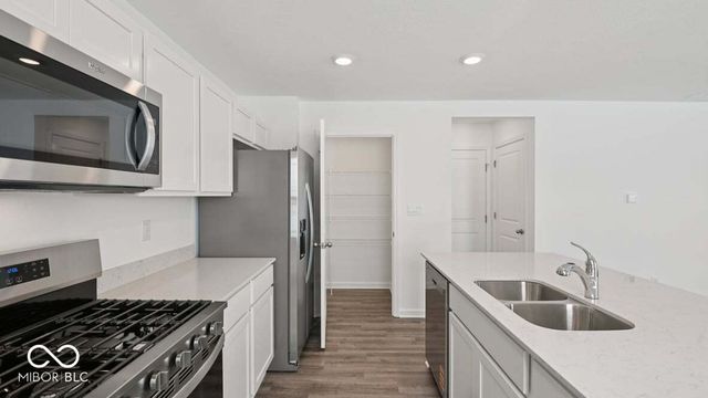 1237 Simms Lane, Greenfield, IN 46140