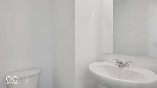 1237 Simms Lane, Greenfield, IN 46140