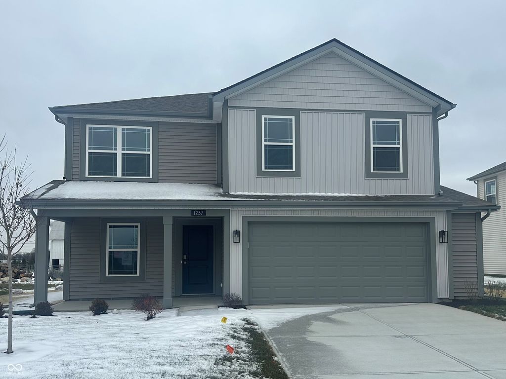 1237 Simms Lane, Greenfield, IN 46140