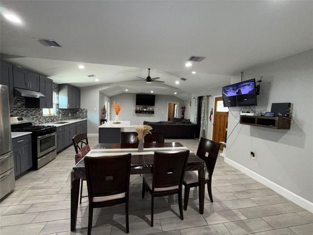 7610 Almeda Genoa Road, Houston, TX 77075