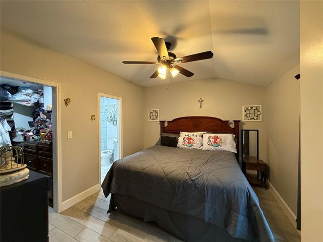 7610 Almeda Genoa Road, Houston, TX 77075