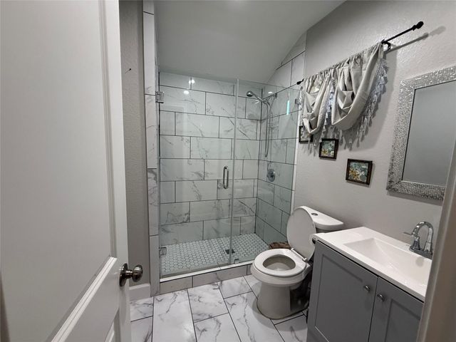 7610 Almeda Genoa Road, Houston, TX 77075