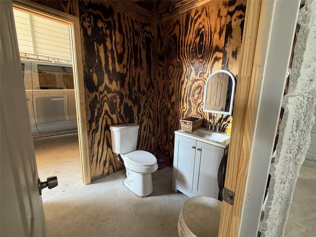 7610 Almeda Genoa Road, Houston, TX 77075