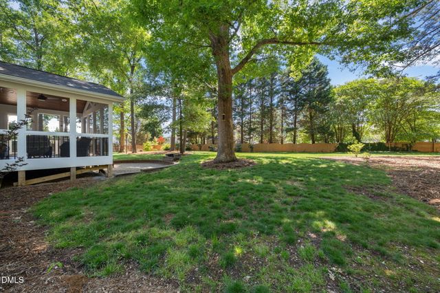 2100 Crispland Court, Fuquay Varina, NC 27526