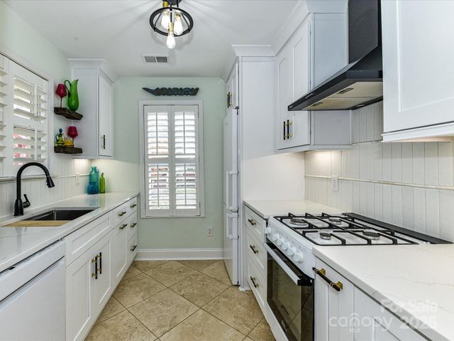 8338 Brickle Lane, Huntersville, NC 28078