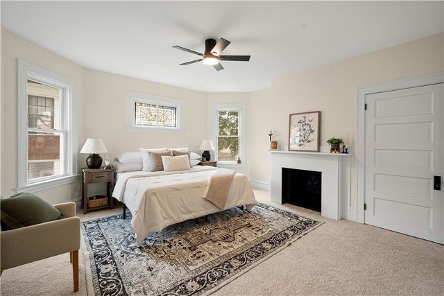 11 Dinsmore Ave, Crafton, PA 15205