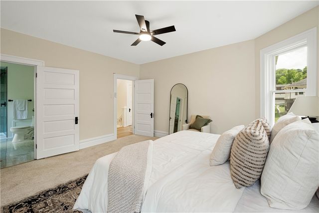 11 Dinsmore Ave, Crafton, PA 15205