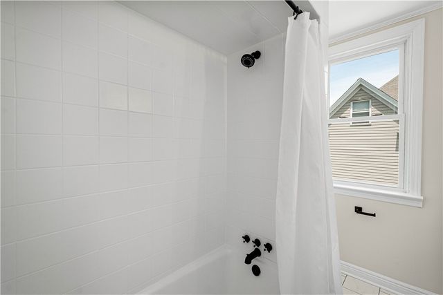 11 Dinsmore Ave, Crafton, PA 15205