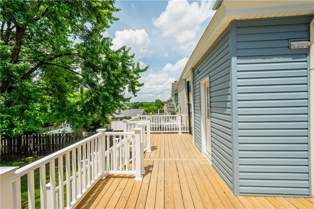 11 Dinsmore Ave, Crafton, PA 15205