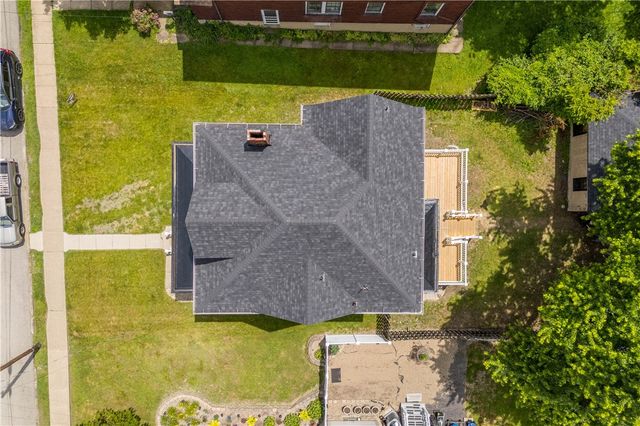 11 Dinsmore Ave, Crafton, PA 15205