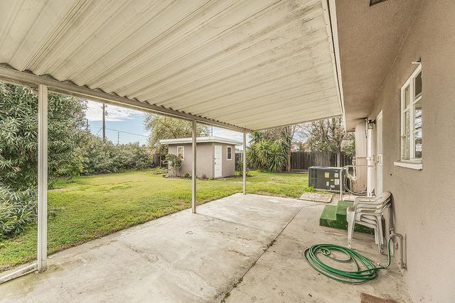 795 W Palm Avenue, Reedley, CA 93654