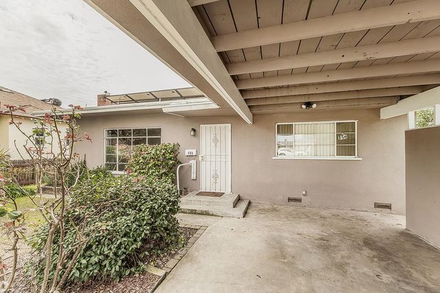 795 W Palm Avenue, Reedley, CA 93654