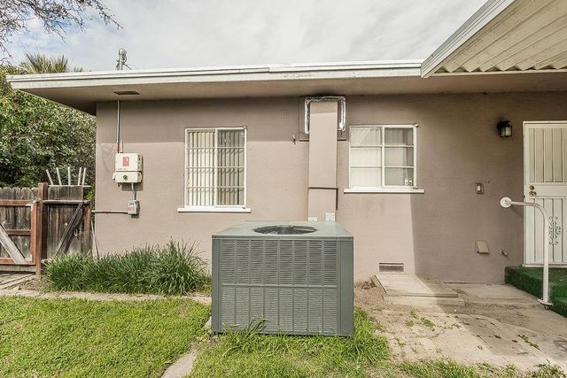 795 W Palm Avenue, Reedley, CA 93654