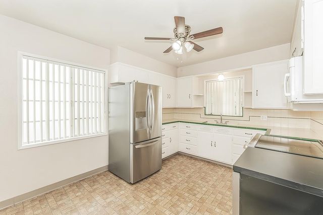 795 W Palm Avenue, Reedley, CA 93654