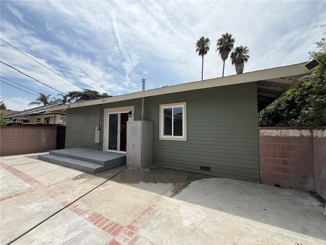 1481 W 49th, Los Angeles, CA 90062