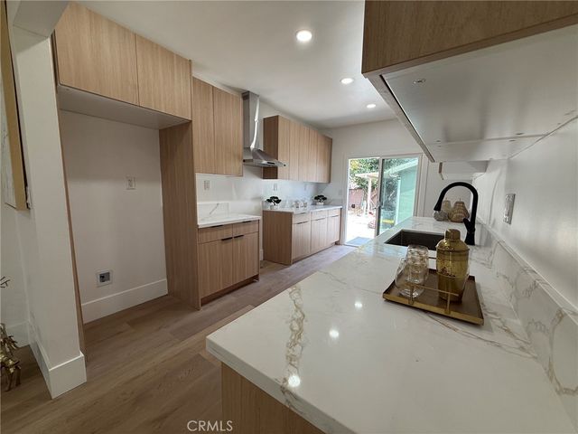 1481 W 49th, Los Angeles, CA 90062