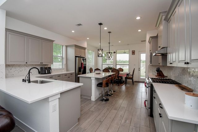 10730 Hidden Rock Drive, Missouri City, TX 77459