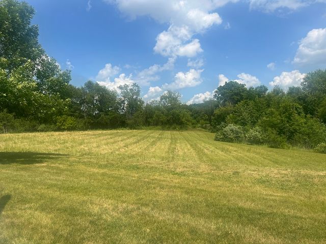18N647 Ridgefield Boulevard, Huntley, IL 60142