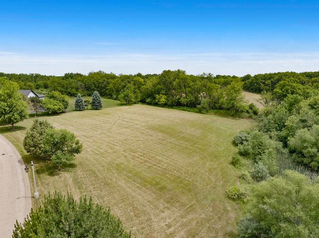 18N647 Ridgefield Boulevard, Huntley, IL 60142