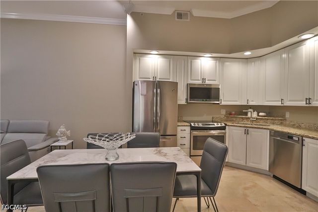 2825 Palm Beach BLVD 116, Fort Myers, FL 33916