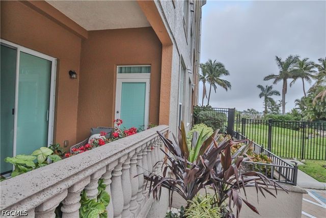 2825 Palm Beach BLVD 116, Fort Myers, FL 33916