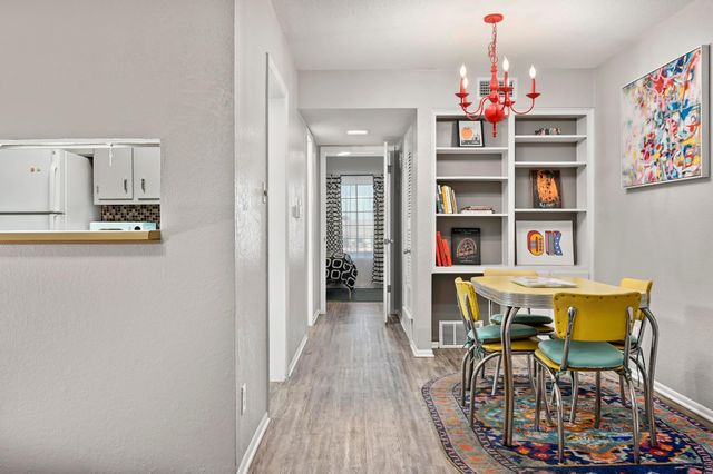 2425 Ashdale DR 78, Austin, TX 78757