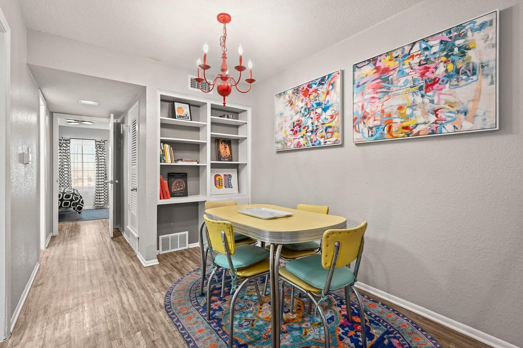 2425 Ashdale DR 78, Austin, TX 78757