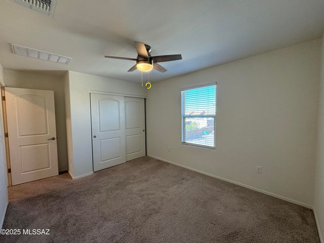 1122 E Cairn Street, Tucson, AZ 85719