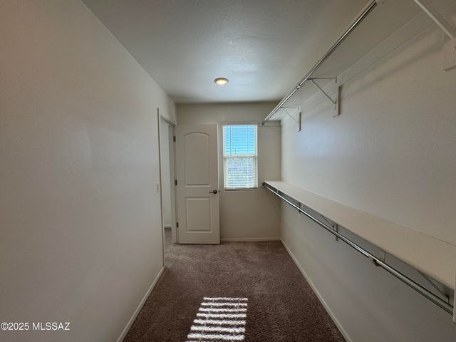 1122 E Cairn Street, Tucson, AZ 85719