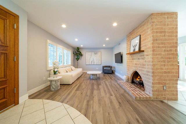 3876 Mount Albertine Avenue, San Diego, CA 92111