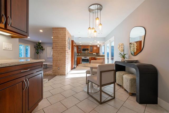 3876 Mount Albertine Avenue, San Diego, CA 92111