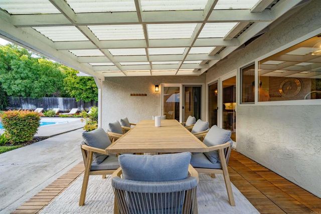 3876 Mount Albertine Avenue, San Diego, CA 92111