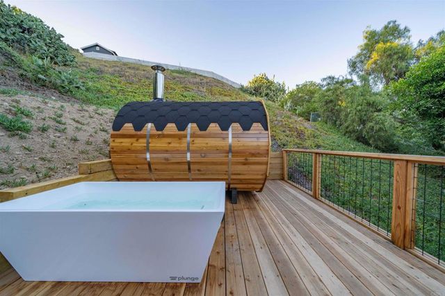 3876 Mount Albertine Avenue, San Diego, CA 92111