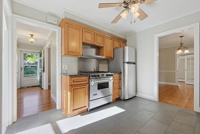 103 Field Rd, Longmeadow, MA 01106