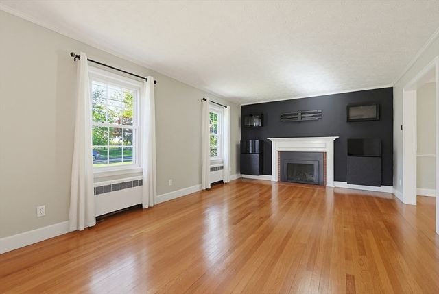 103 Field Rd, Longmeadow, MA 01106