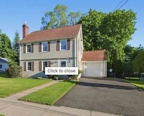 103 Field Rd, Longmeadow, MA 01106