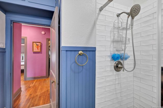 122 Hoover, San Antonio, TX 78225