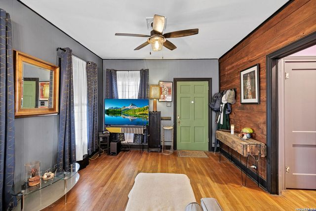 122 Hoover, San Antonio, TX 78225