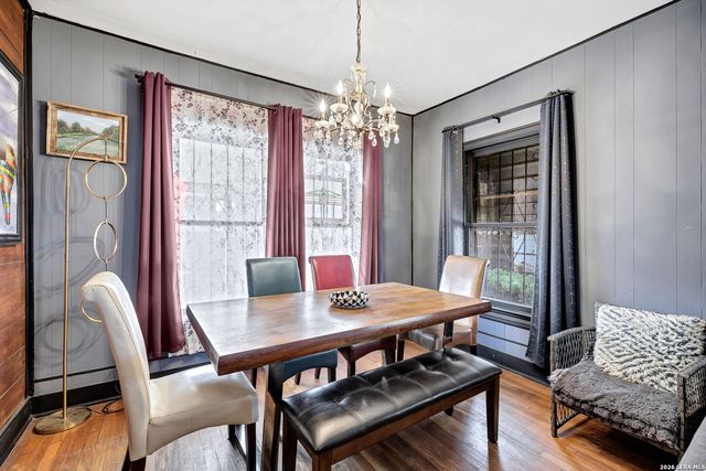 122 Hoover, San Antonio, TX 78225