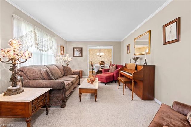 154 Meadowview Road, Mocksville, NC 27028