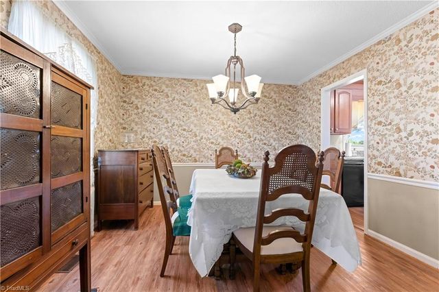 154 Meadowview Road, Mocksville, NC 27028