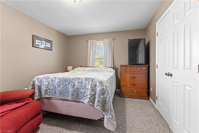 154 Meadowview Road, Mocksville, NC 27028