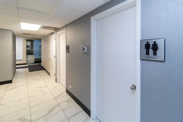 2400 N Ashland Avenue, Chicago, IL 60614