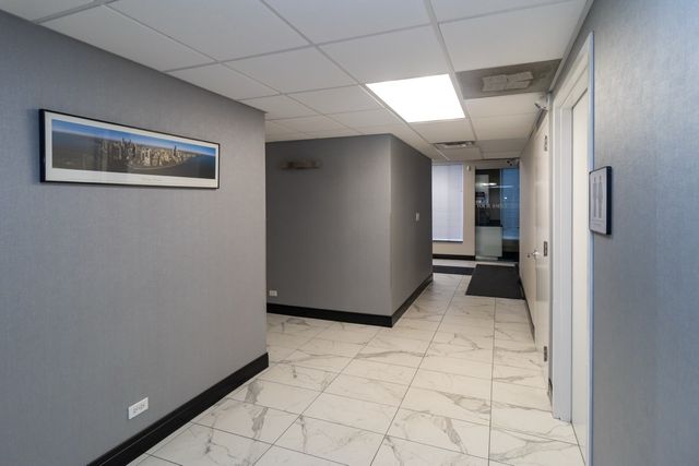 2400 N Ashland Avenue, Chicago, IL 60614