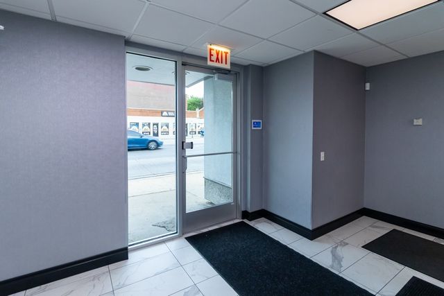 2400 N Ashland Avenue, Chicago, IL 60614